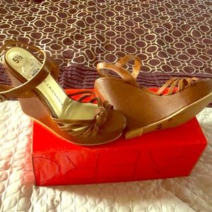 Brown Wedges so perfect for spring